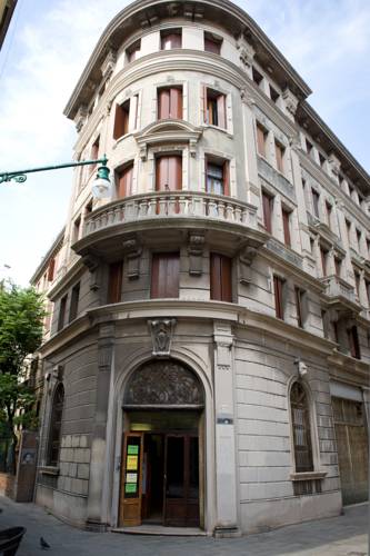 DOMUS CIVICA